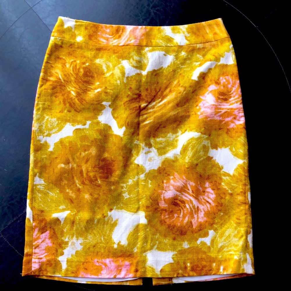 COPY - Talbots pencil skirt floral woman’s size 6 fall autumn colors office car…